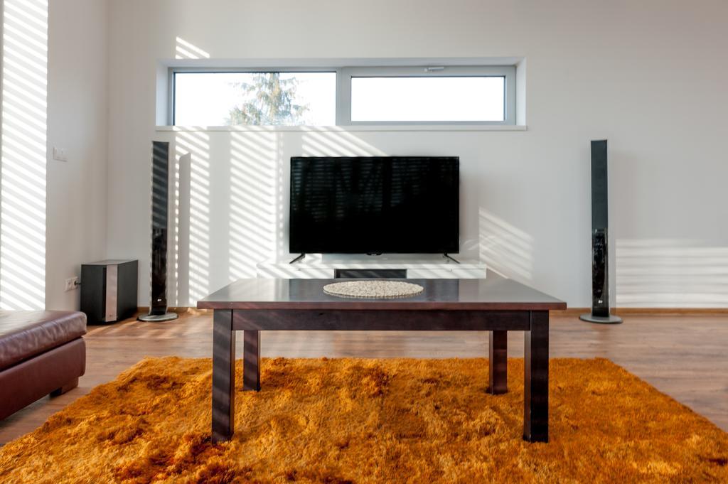 Villa Ladoven Luxusny Apartman 124M2 마틴 외부 사진