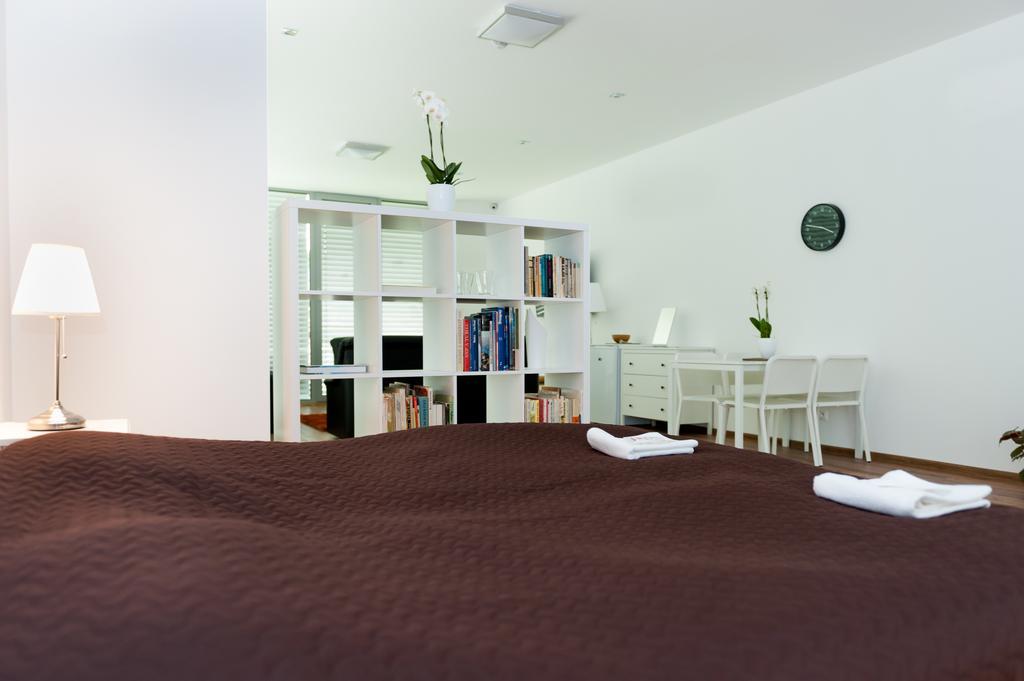 Villa Ladoven Luxusny Apartman 124M2 마틴 외부 사진