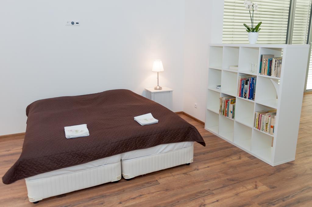 Villa Ladoven Luxusny Apartman 124M2 마틴 외부 사진